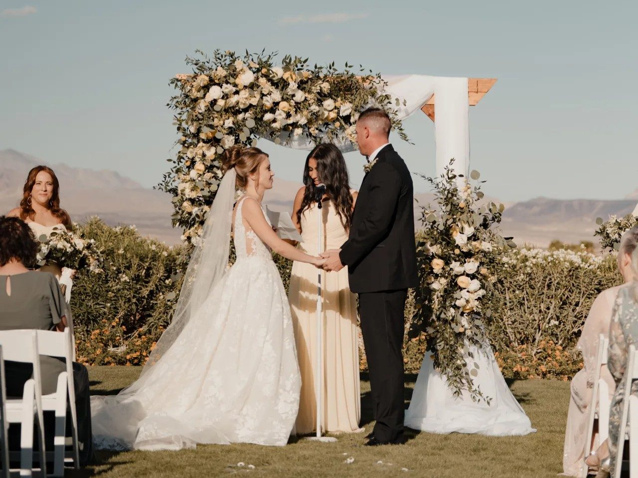 Ceremonia floral entre naturaleza